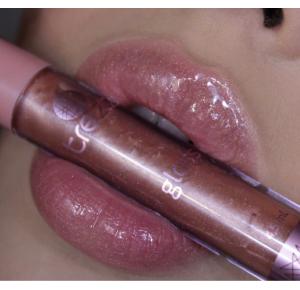 Gloss labial cor: Que babado trezz